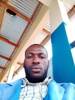 Gil's profile, a single 31-year-old a man in Pointe-Noire
