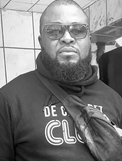 Uncle's profile, a single 37-year-old a man in Douala