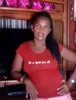 Rasoa Sinette's profile, a single 45-year-old a woman in Antalaha