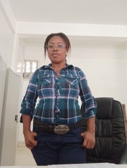Nirina's profile, a single 50-year-old a woman in Alovingo