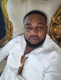 Georges's profile, a single 40-year-old a man in Accra Central