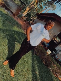 profile picture 0