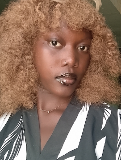 Louise's profile, a single 20-year-old a woman in Garoua