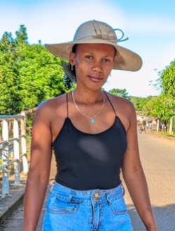 Melinda's profile, a single 33-year-old a woman in Sambava