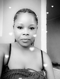 Ezéchielle's profile, a single 36-year-old a woman in Yaoundé