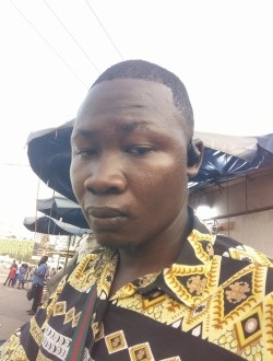 Ibrahim's profile, a single 35-year-old a man in Douala