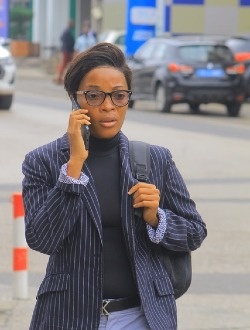 Claude's profile, a single 32-year-old a woman in Oyem