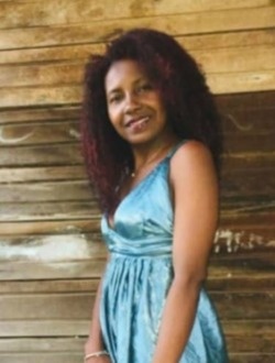 Stéphanie's profile, a single 37-year-old a woman in Sambava