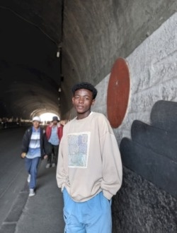 Henry's profile, a single 20-year-old a man in Antananarivo