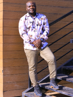 Landry's profile, a single 34-year-old a man in Kolwezi