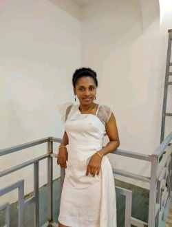 Olivia's profile, a single 24-year-old a woman in Anosy-Dika