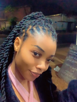 Marie Henriette's profile, a single 23-year-old a woman in Yaoundé