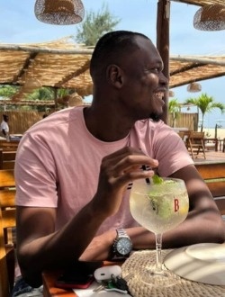 Franque's profile, a single 36-year-old a man in Vialonga