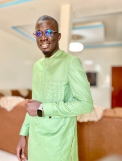 Bic Bleu's profile, a single 31-year-old a man in Rufisque