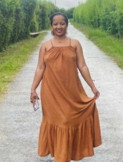 Nathalie's profile, a single 34-year-old a woman in 1ER Arrondissement