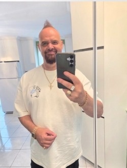 Steven's profile, a single 54-year-old a man in Québec