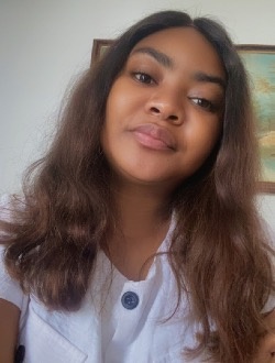 Dayany's profile, a single 32-year-old a woman in Yaoundé