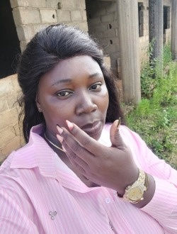 Julienne's profile, a single 39-year-old a woman in Douala