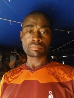 Ghislain's profile, a single 46-year-old a man in Douala