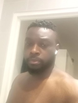 Ousmane's profile, a single 37-year-old a man in Villeneuve-Saint-Georges