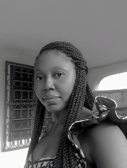 Constante's profile, a single 29-year-old a woman in Lomé