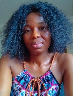 Esthy's profile, a single 42-year-old a woman in Libreville