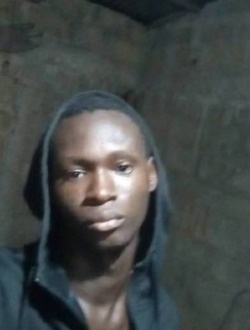 Lucas's profile, a single 20-year-old a man in Lomé