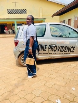 Larissa's profile, a single 32-year-old a woman in Yaoundé