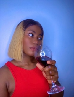 Nay's profile, a single 21-year-old a woman in Abuja