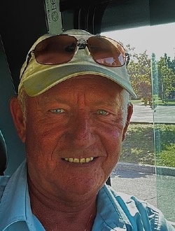 Denis's profile, a single 61-year-old a man in Laval