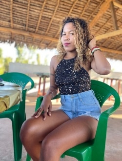 Jenicha's profile, a single 28-year-old a woman in Toamasina