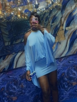 Yvette's profile, a single 26-year-old a woman in Lomé