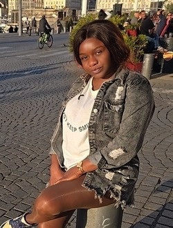 Anaëlle's profile, a single 30-year-old a woman in Castellane