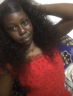 Megane Divine's profile, a single 25-year-old a woman in Douala