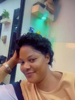 Ornella's profile, a single 36-year-old a woman in Kinshasa