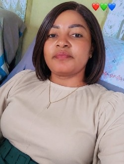 Elysee Blanche's profile, a single 37-year-old a woman in Douala