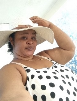 Maroanaka's profile, a single 35-year-old a woman in Toamasina