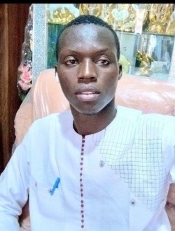 Babacar's profile, a single 33-year-old a man in Saint-Louis