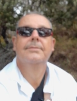 Pierre's profile, a single 64-year-old a man in Le Tampon