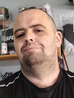Scouse's profile, a single 39-year-old a man in Runcorn