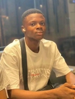 Arnaud's profile, a single 20-year-old a man in Abidjan
