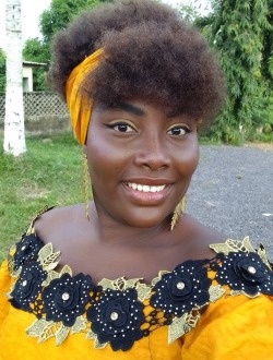 Reine's profile, a single 23-year-old a woman in Tiassalé