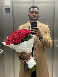 Loïc Douglas Mbida's profile, a single 25-year-old a man in Douala