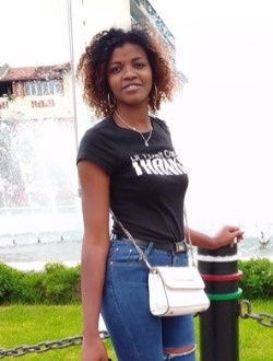 Julienne's profile, a single 31-year-old a woman in Toamasina