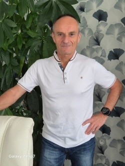 profile picture 0