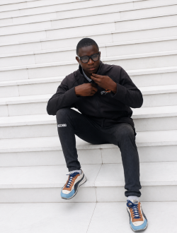 profile picture 0
