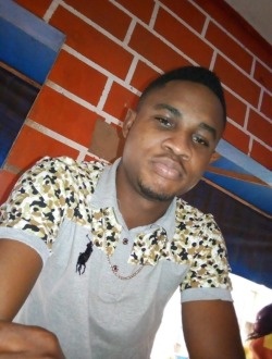 Elohim's profile, a single 33-year-old a man in Hévié