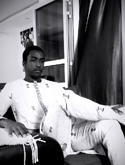 Cheikh's profile, a single 25-year-old a man in Pikine