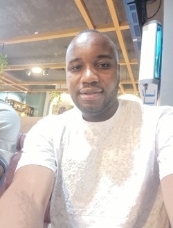 Bryt's profile, a single 32-year-old a man in New Brunswick
