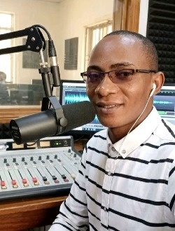 Arnold's profile, a single 36-year-old a man in Kinsa